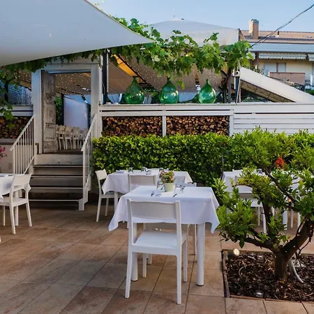 La Taverna Antica Rooms-3
